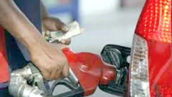 اگلے 24 گھنٹوں کیلیے پیٹرولیم مصنوعات کی قیمتوں میں بڑا اضافہ
