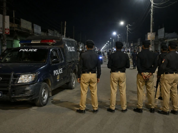 سانحہ زیارت میں پولیس شہدا کے لواحقین کا دھرنا چھٹے روز بھی جاری