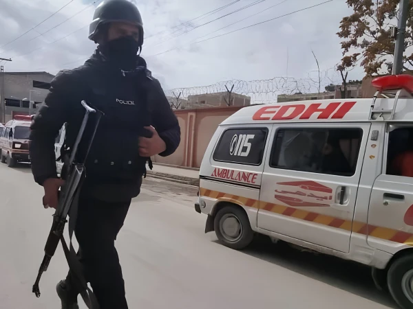 زیارت میں دہشت گردوں کا پولیس پر حملہ، 15 خوارج ہلاک، دو ایس ایچ اوز سمیت 9 اہلکار شہید